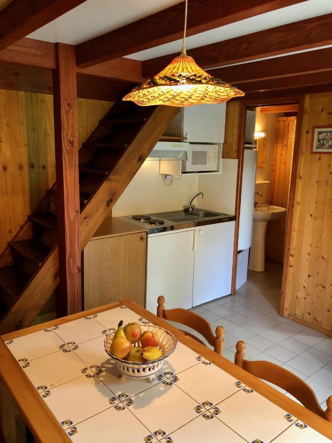 Chalet Dans Le Parc D'Un Manoir Du Xixeme Angles  Exterior foto